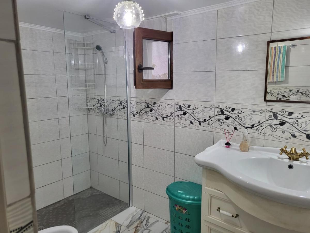 Apartament Cu Terasa Si Gratar Apartment Сату Маре Екстериор снимка