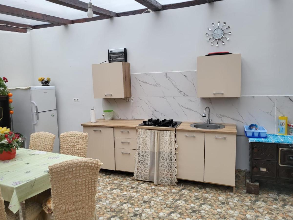 Apartament Cu Terasa Si Gratar Apartment Сату Маре Екстериор снимка